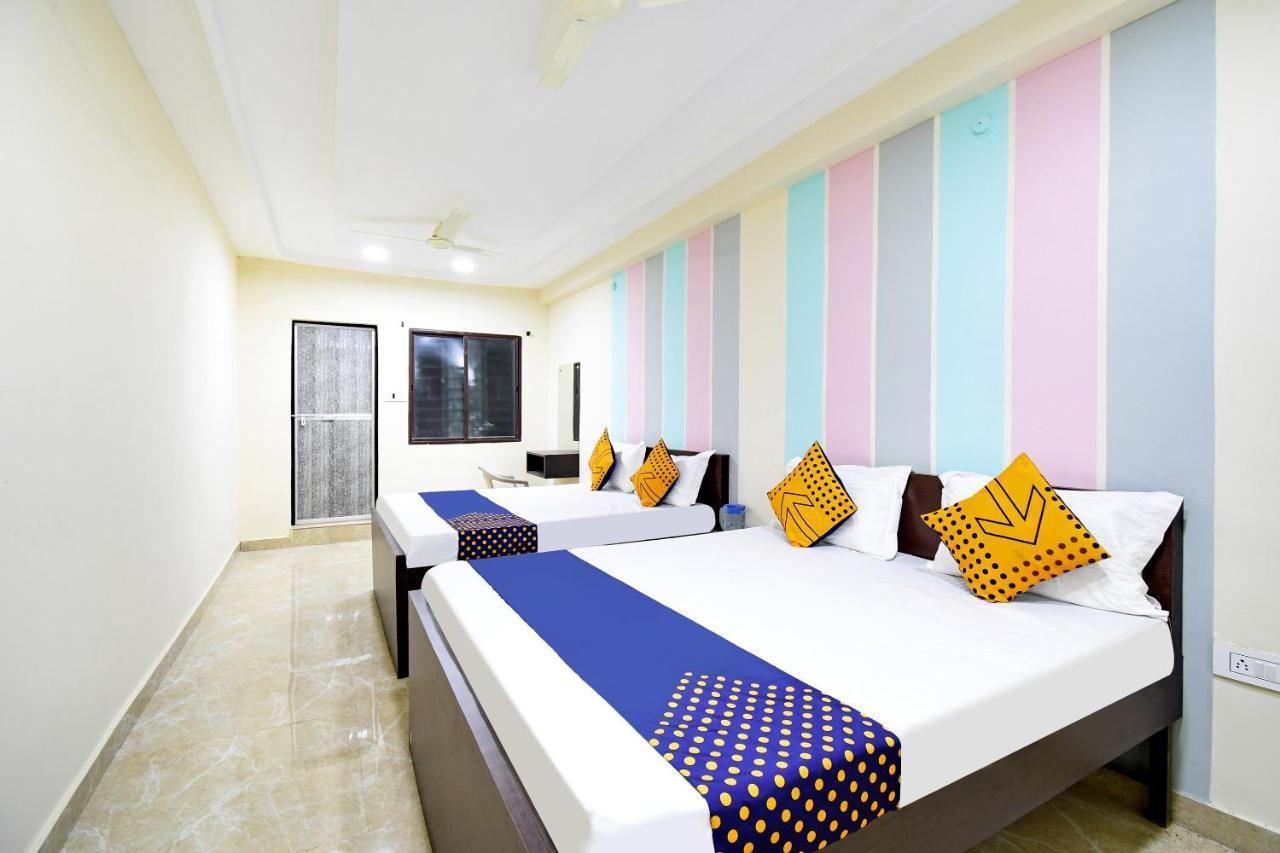 Готель Spot On 67472 Anant Palace Raj Nandgaon Екстер'єр фото